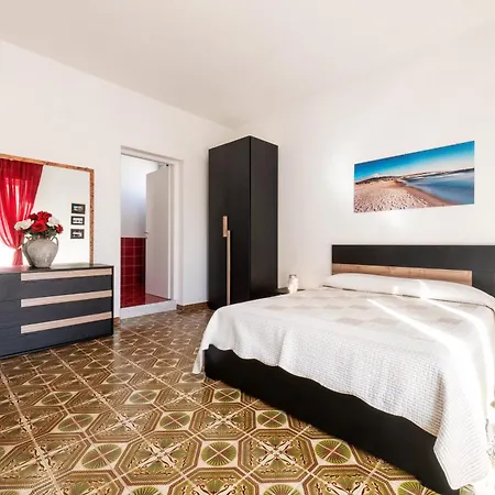 In Riva al Mare B&B-3